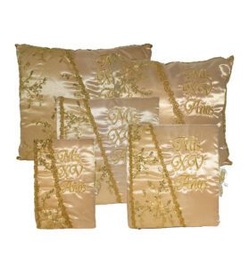 Gold and Gold 5 Piece Quinceanera Set Mis Quince Set with Kneeling Pillow, Tiara Pillow, Guestbook, Photo Album, Spanish Bible, My Sweet 15 Decorations – Viva Party
