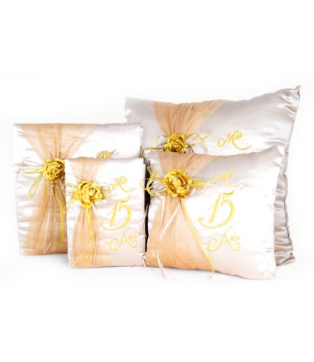 Light Ivory and Gold 5 Piece Quinceanera Set Mis Quince Set with Kneeling Pillow, Tiara Pillow, Guestbook, Photo Album, Spanish Bible, My Sweet 15 Decorations – Viva Party