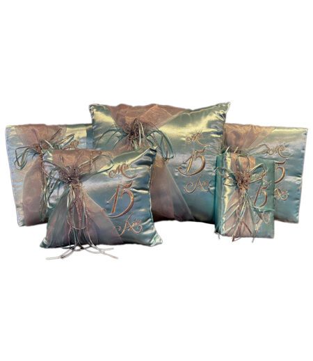 Aqua and Silver 5 Piece Quinceanera Set Mis Quince Set with Kneeling Pillow, Tiara Pillow, Guestbook, Photo Album, Spanish Bible, My Sweet 15 Decorations – Viva Party