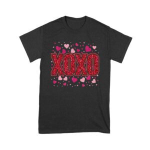 XOXO T-Shirt - Cute and Stylish Love-Themed Design for Women, Men, Couples, and Valentine's Day Gift Unisex Youth – Viva Party