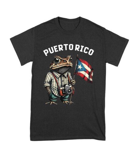 Debi Tira M?s Fotos Frog with Frog Puerto Rico Flag T-Shirt, Trendy Graphic Design, Comfortable Cotton Tee, Fun Style for Culture and Frog Lovers Unisex Youth – Viva Party