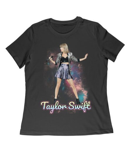 Taylor-Swift Spotlight Performance on Stage Graphic Tee Women Relaxed – Viva Party