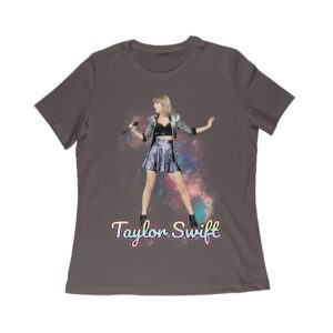 Taylor-Swift Spotlight Performance on Stage Graphic Tee Women Relaxed