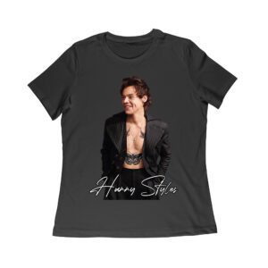 Stylish Black and White Hary-Styls Portrait Graphic Tee for True Fans Women Relaxed – Viva Party