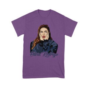 Shocked Expression Olivia Rodrigo T-Shirt with Bold Hoodie Look Unisex Youth