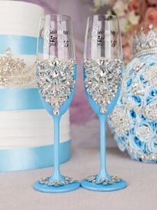 Light blue 2 quinceanera champagne glasses